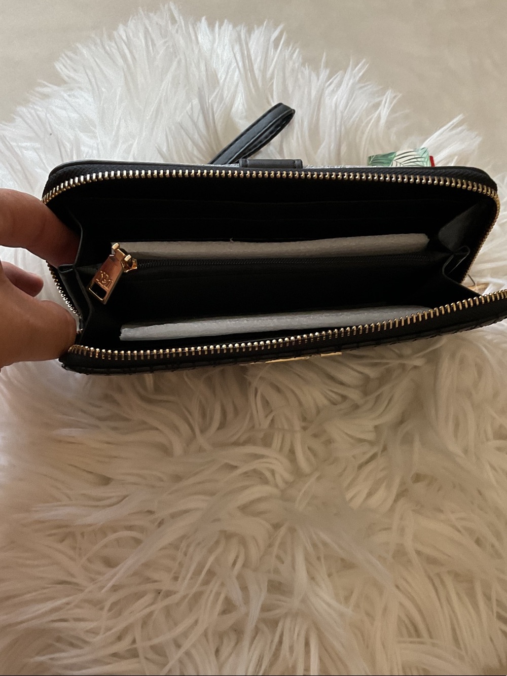Badgley Mischka Black Quilted Wristlet with Gold Hardware - Picture 4 of 7